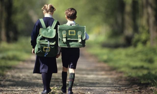 Rappresentazione visiva dell'articolo: Il valore della conoscenza: perché regalare una laurea ai propri figli